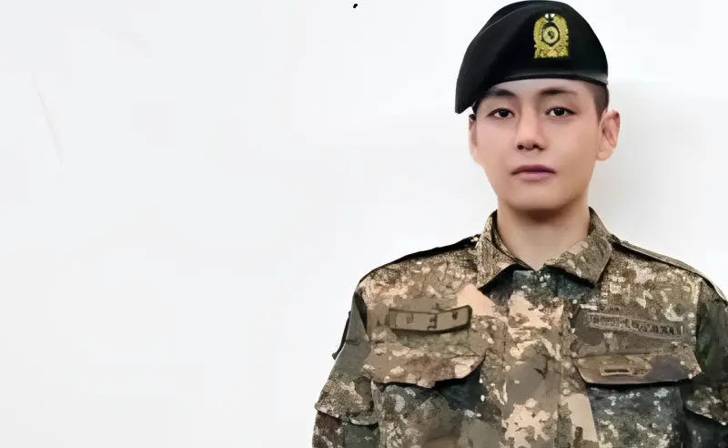 V BTS bakal masuk divisi unit satgas khusus Komando Pertahanan Ibukota Angkatan Darat. (Sumber: Instagram @rkive - InfoSemarang.com)