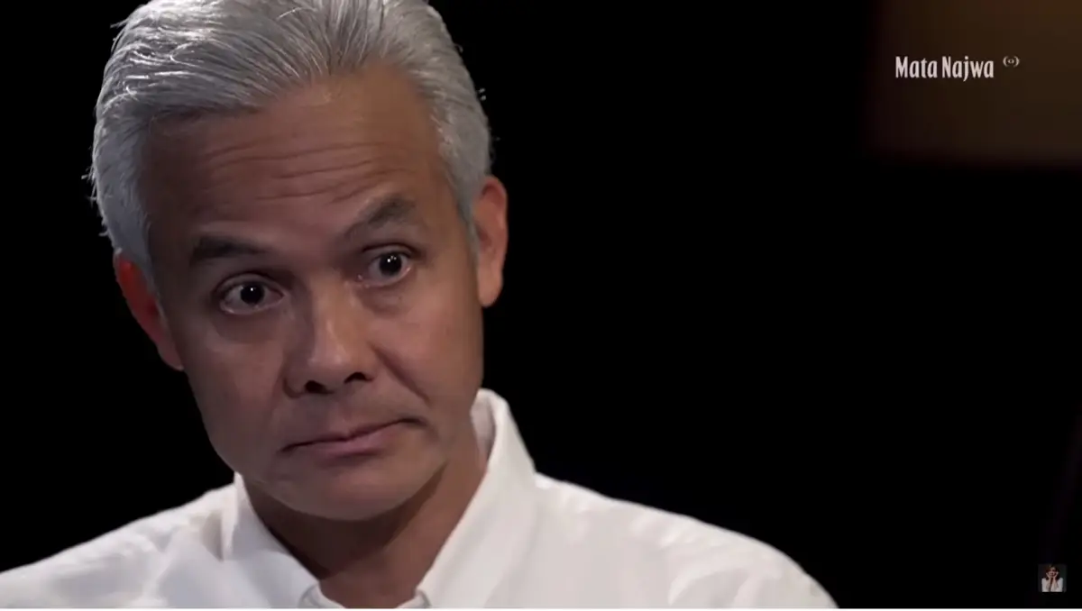 Gubernur Jawa Tengah, Ganjar Pranowo, saat mengobrol bersama Najwa Shihab. (Sumber : Tangkapan Layar YouTube Najwa Shihab)