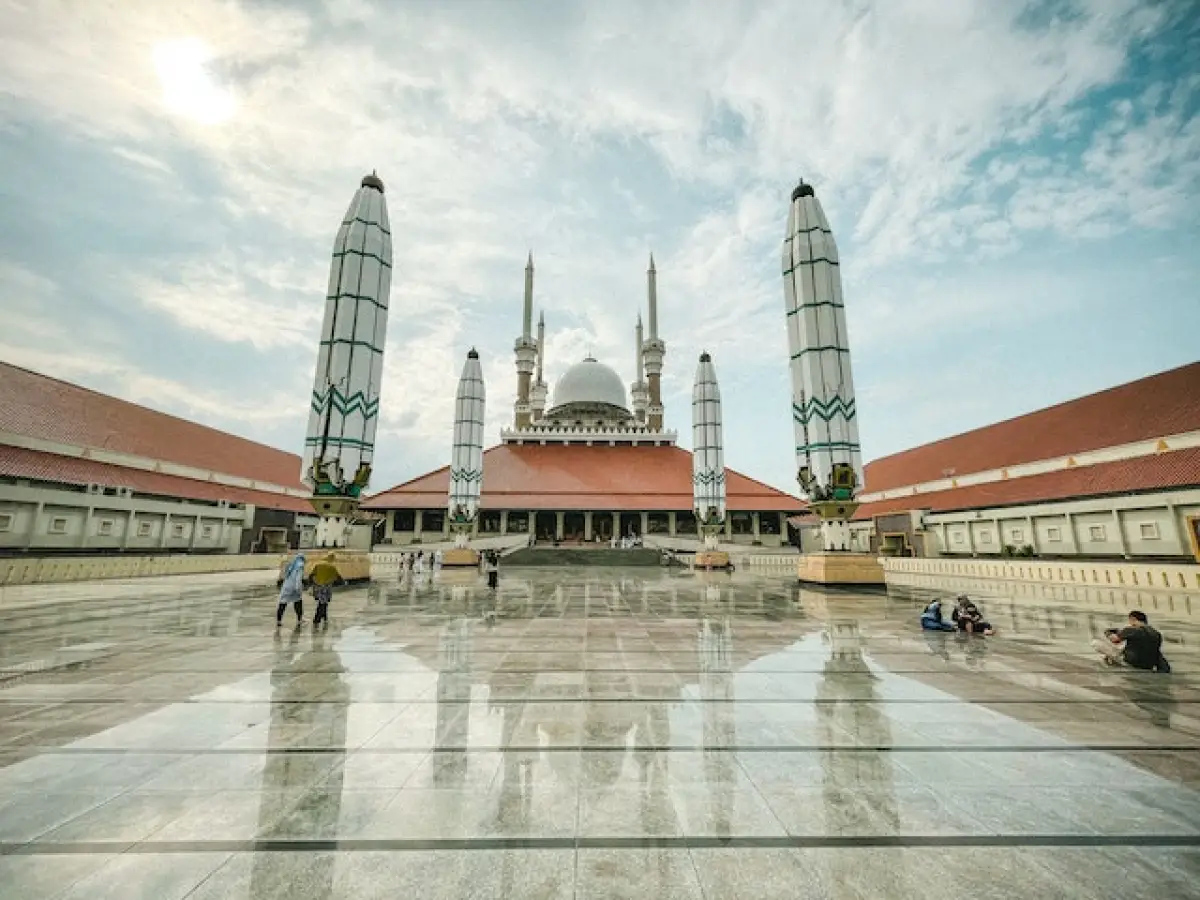 10 mesjid tempat sholat id di Semarang (Sumber : Pexels.com)