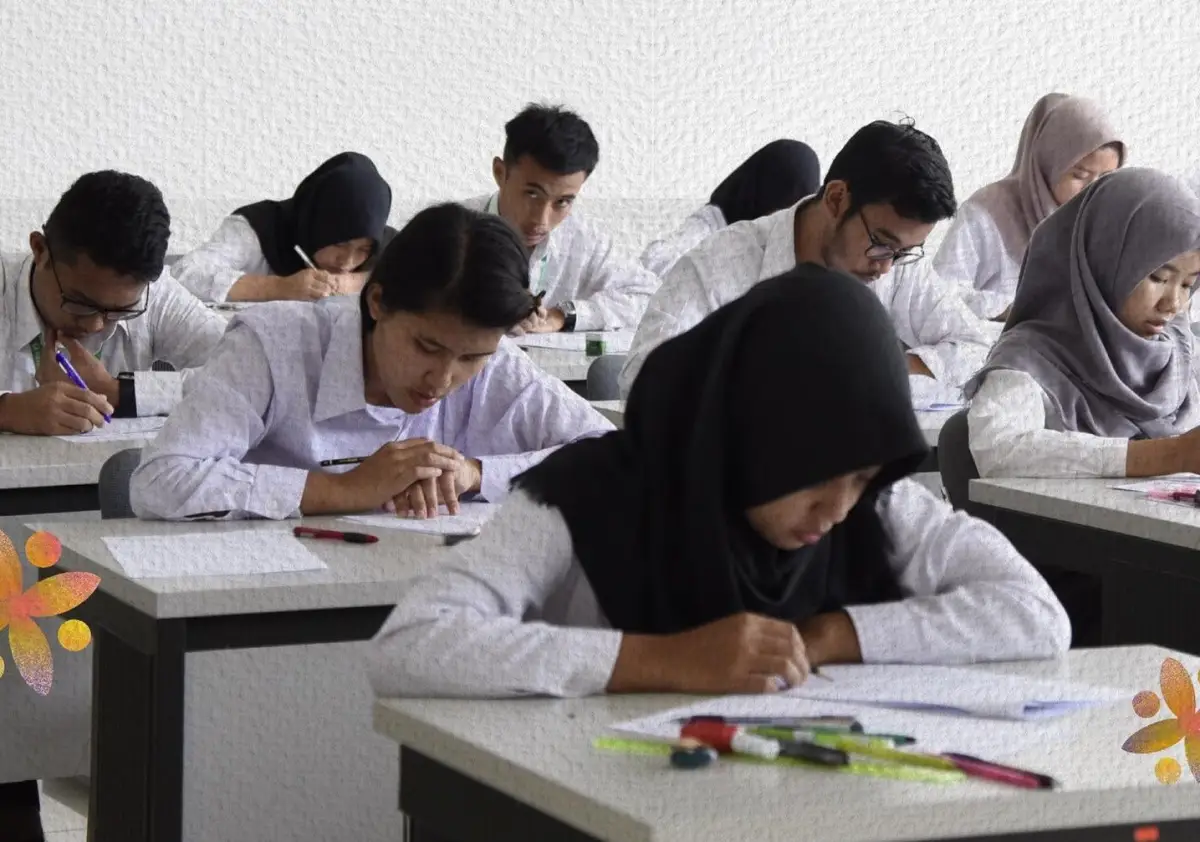 Ilustrasi mahasiswa di perguruan tinggi. Simak 4 jurusan atau prodi yang memiliki prospek kerja menjanjikan. (Sumber : Instagram @pknstan)