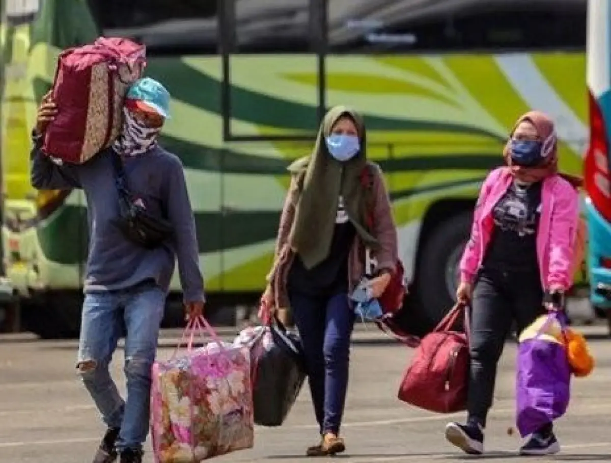Mudik Lebaran dengan transportasi umum (Sumber : tangkapan layar TikTok)