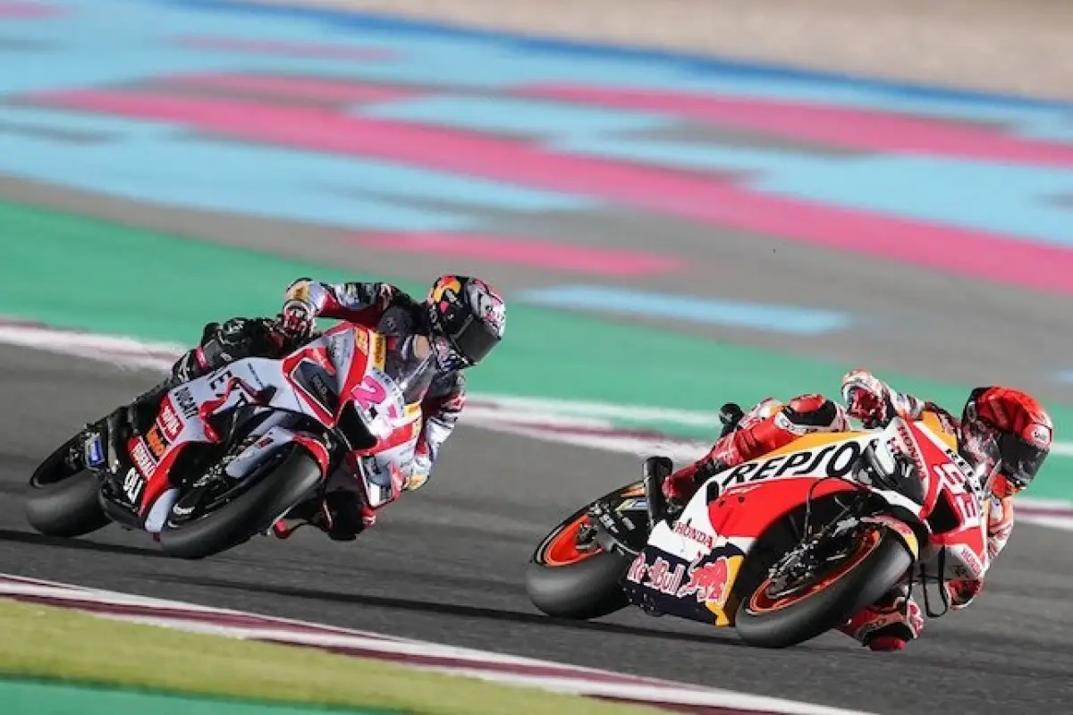 Pebalap MotoGP, Enea Bastianini dan Marc Marquez. (Sumber : Honda Racing Corporation)