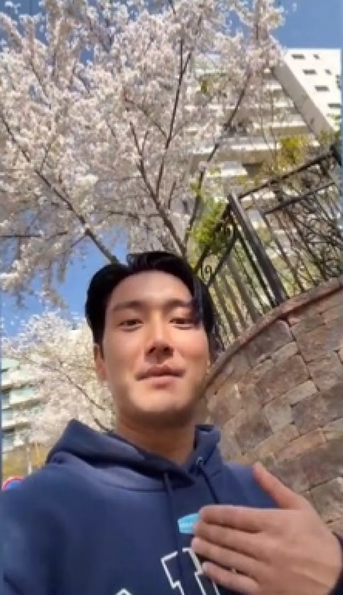 Siwon Super Junior curhat pakai bahasa Indonesia. (Sumber : instagram/siwonchoi)