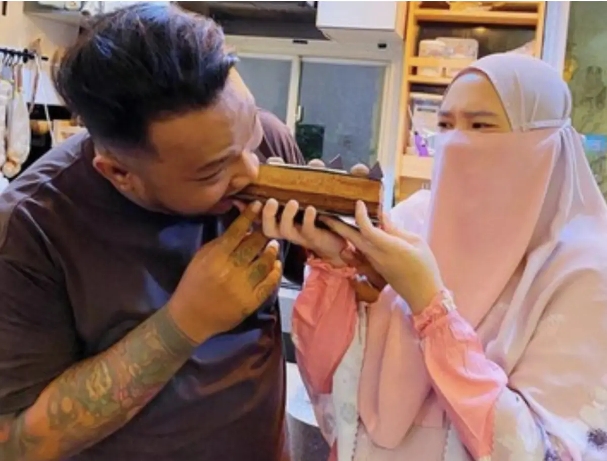 Virgoun ketahuan selingkuh, fotonya dengan wanita selingkuhan dibongkar istri (Sumber : Instagram @mommy_starla)