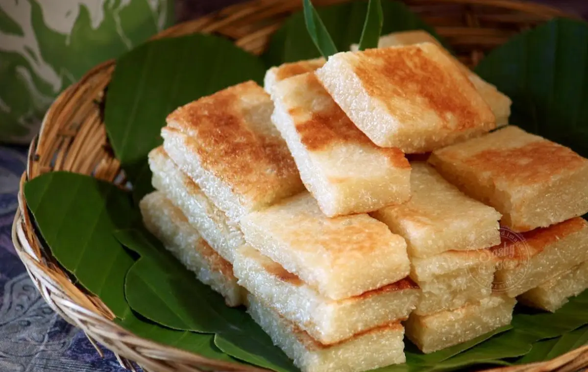 Oleh-oleh khas Semarang, Wingko Babat. (Sumber : Freepik)