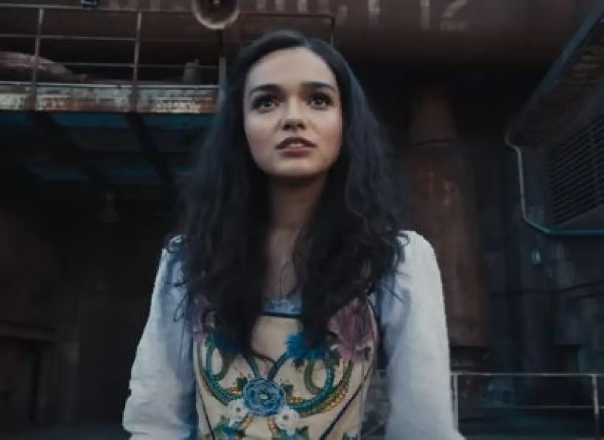 Sinopsis The Ballad of Songbirs and Snakes adalah film yang termasuk dalam franchise The Hunger Games (Sumber : Official Trailer Lionsgate/The Ballad of Songbirds and Snakes)