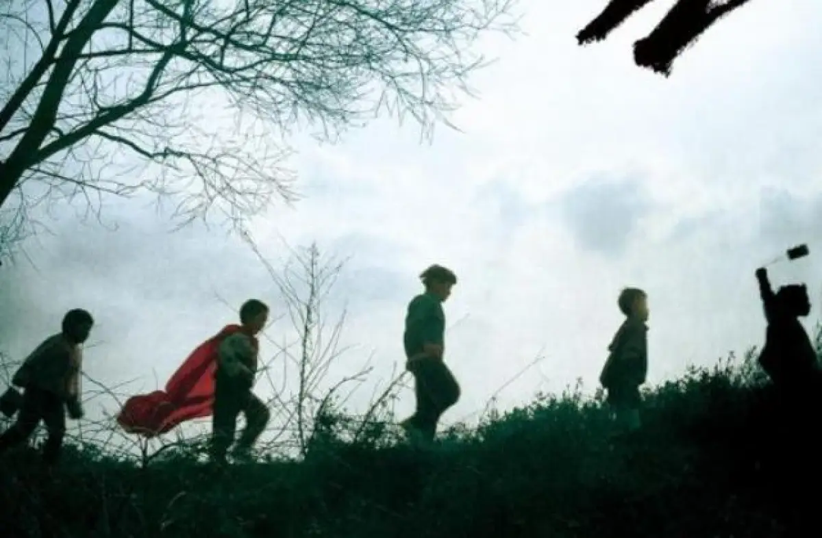 children 2011 merupakan film yang diadaptasi dari kejadian hilangnya lima anak laki-laki secara misterius (Sumber : Asianwiki)