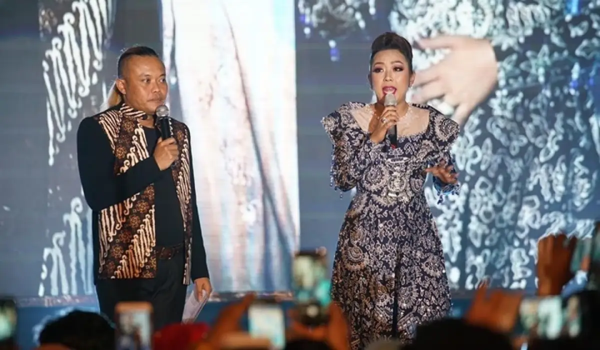Sule dan Soimah, artis papan atas Indonesia yang pernah bekerja sebagai buruh (Sumber : Twitter)