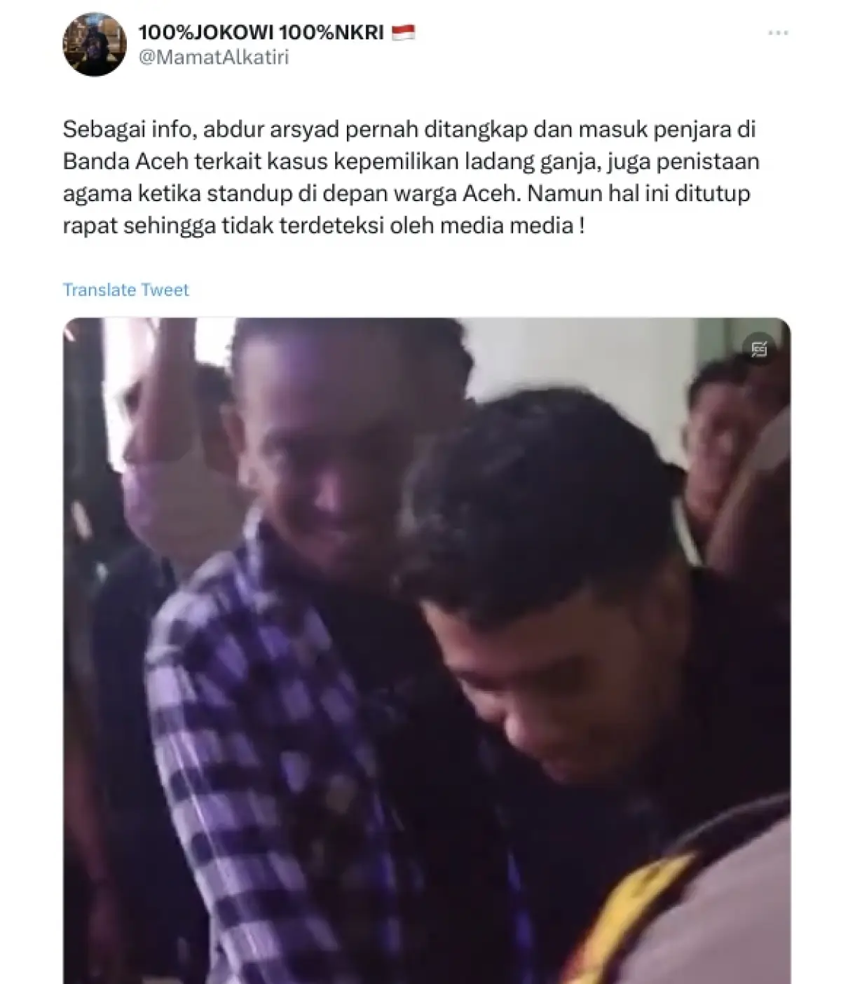 Mamat Alkatiri rekam momen Abdur Arsyad ditangkap. (Sumber : Twitter/MamatAlkatiri)