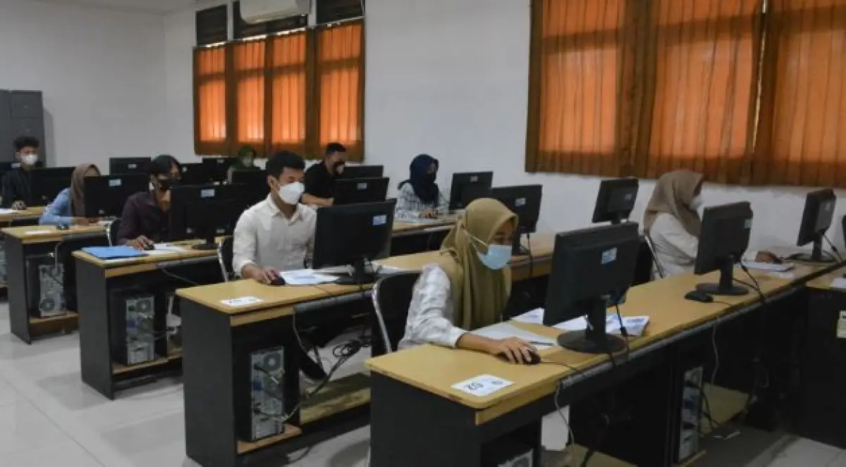 Proses pelaksanaan UTBK di Universitas Diponegoro tahun 2022 (Sumber : Website resmi Universitas Diponegoro)