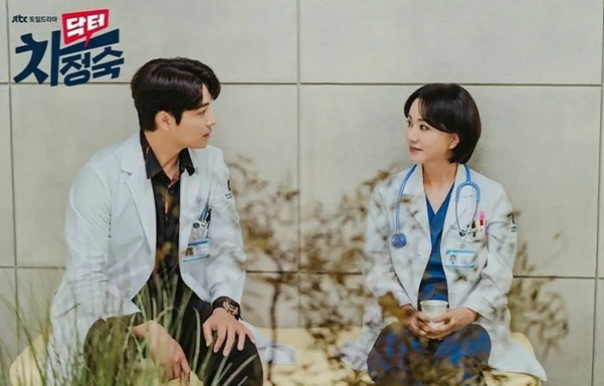 Drama korea Doctor Cha sudah tayang hingga episode 8, apakah Cha Jeong Suk selamat? (Sumber : Dokumentasi instagram JTBC)