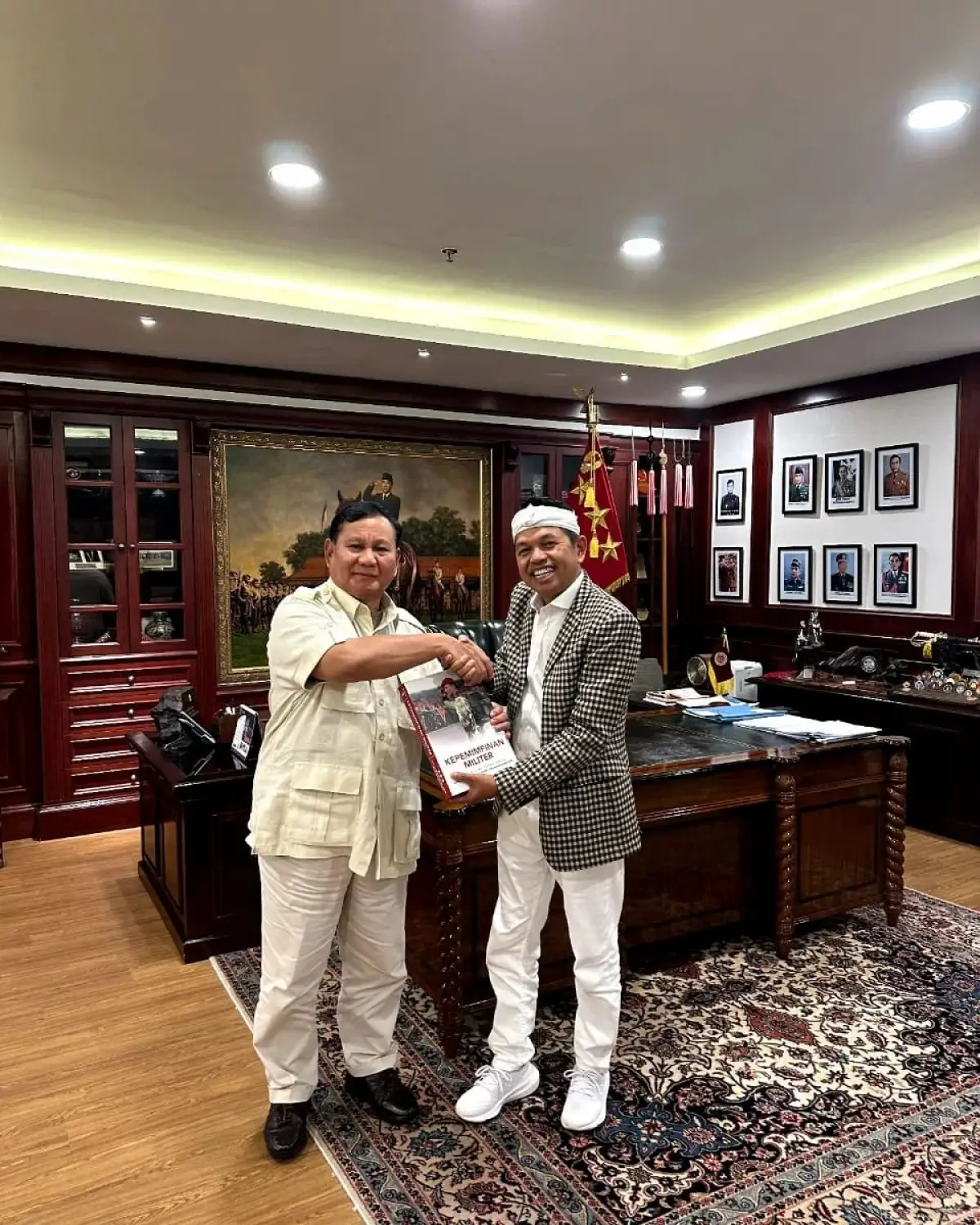 Prabowo bersama Kang Dedi Mulyadi. (Sumber : Instagram/dedimulyadi71)