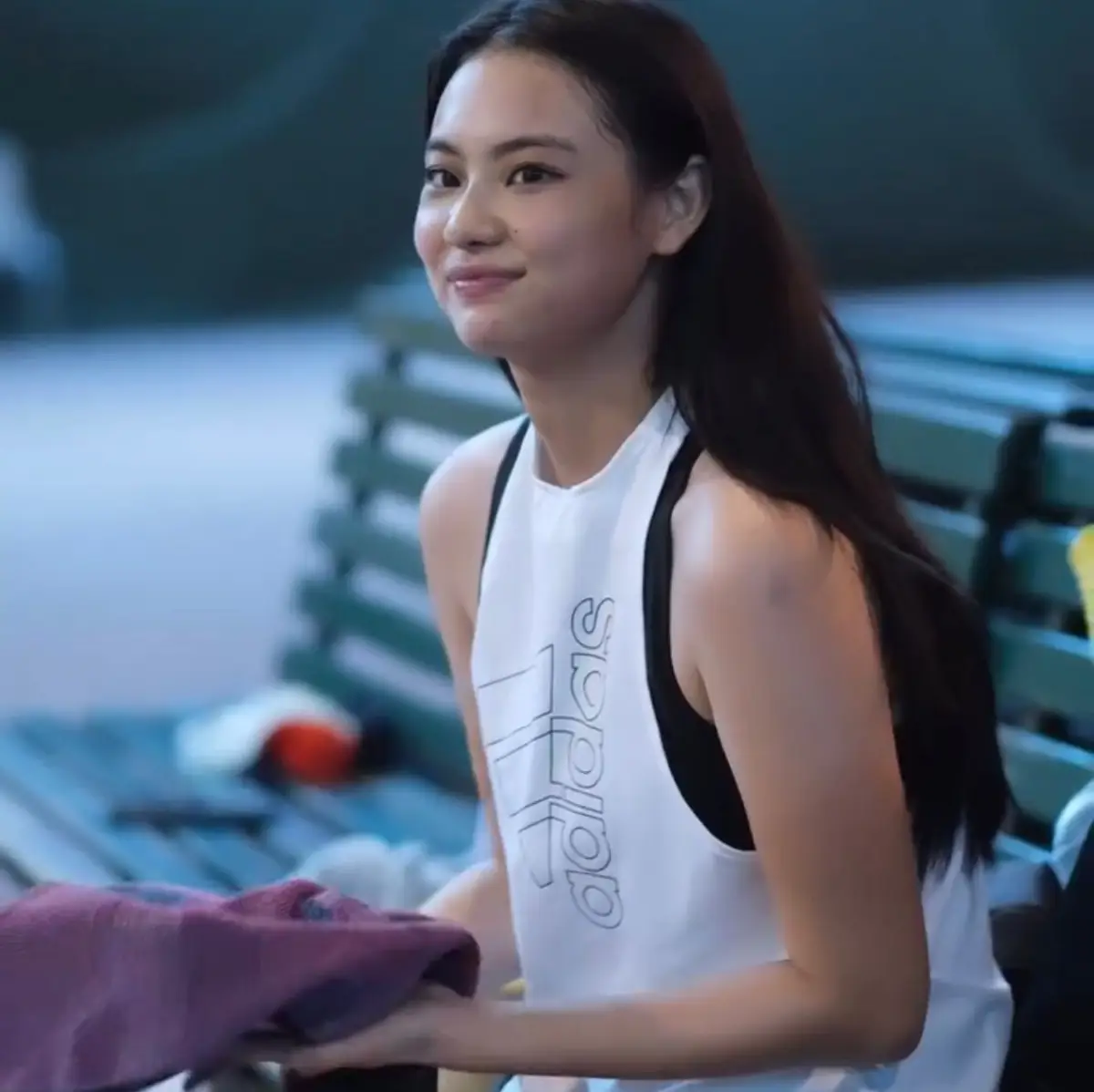 Instagram Gege elisa ramai diserbu Netizen, usai diduga sebagai perempuan berinisial G yang dituding sebagai selingkuhan Desta (Sumber : instagram @gegeelisa94)