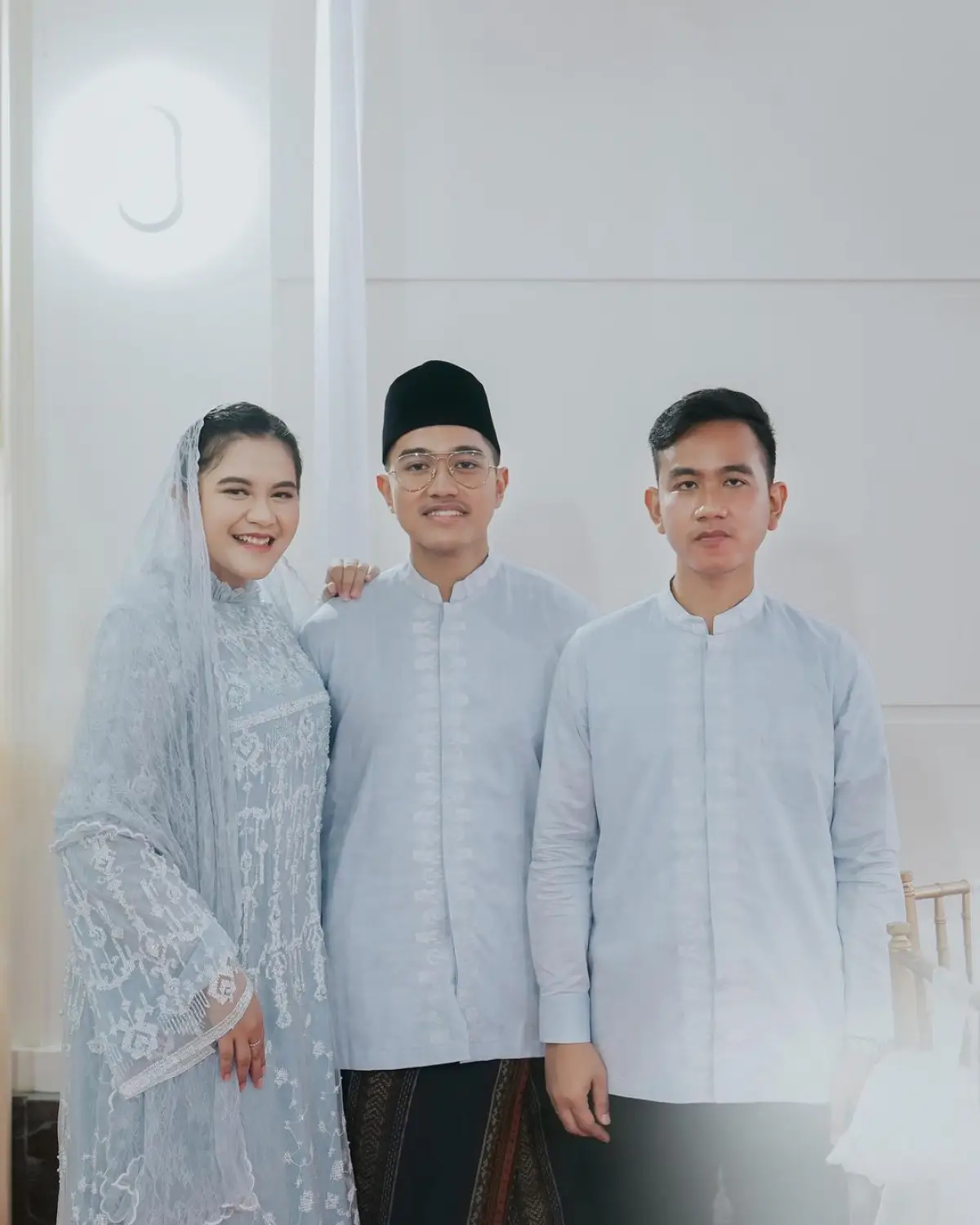 Kahiyang Ayu, Kaesang Pangarep dan Gibran Rakabuming. (Sumber : Instagram/ayanggkahiyang)