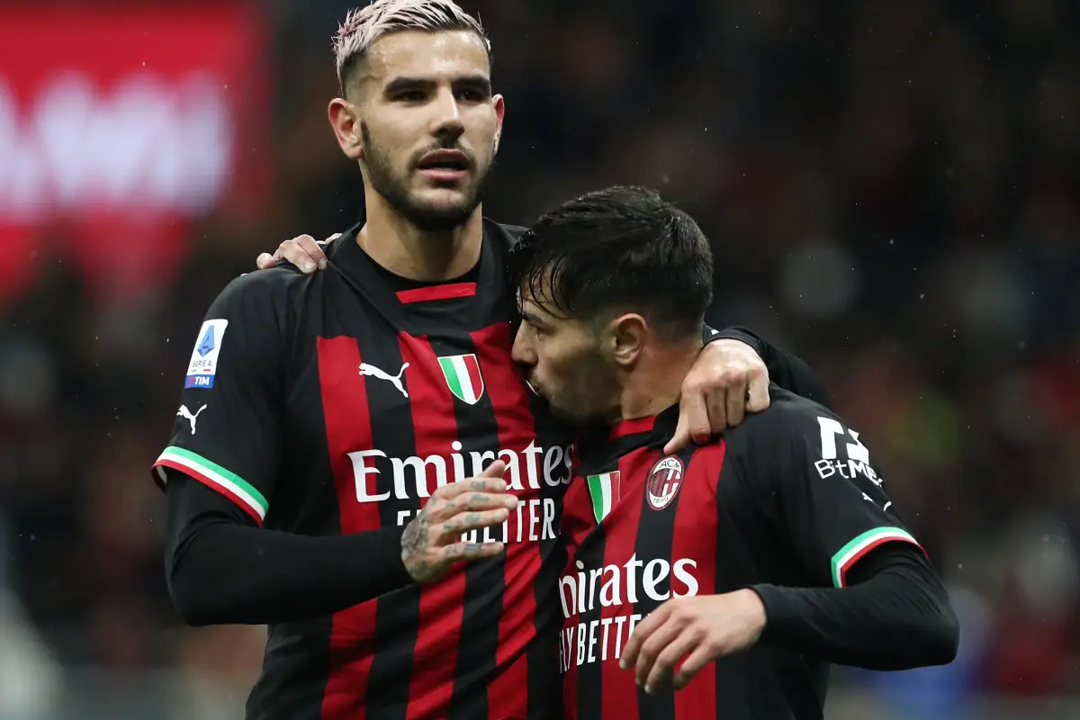 AC Milan, masih menjaga asa bisa tampil di Liga Champions musim depan (Sumber : Twitter)