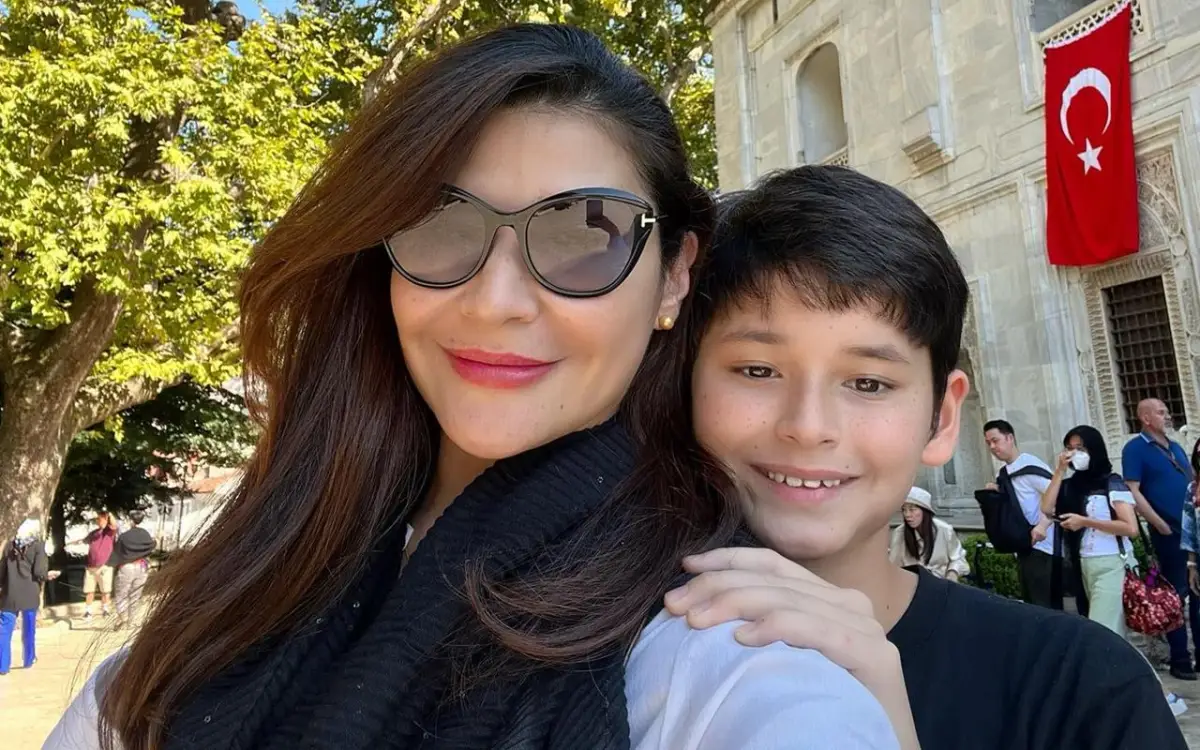 Tamara Bleszynski dan Kenzou (Sumber : Instagram)