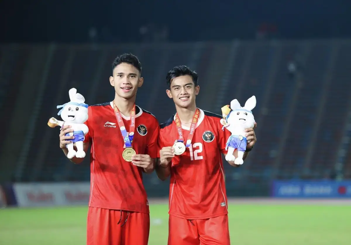 Pratama Arhan dan Marselino Ferdinan. (Sumber : instagram/pratamaarhan8)