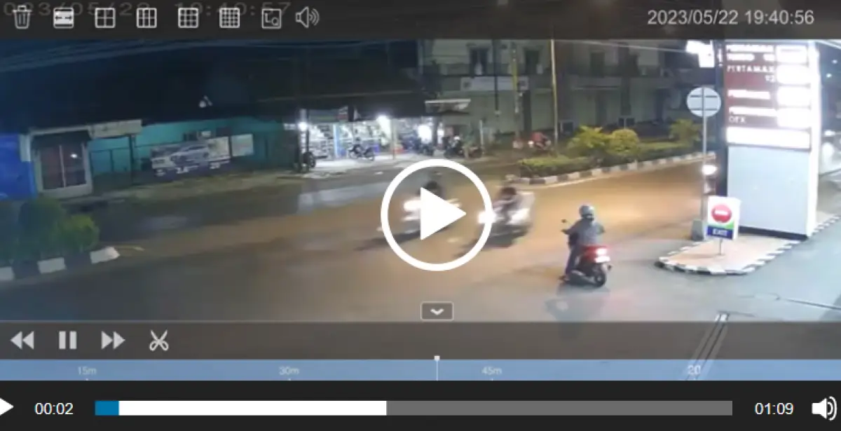 Bandar pil koplo diamankan di depan SPBU Kalibogor, Banyumas. (Sumber : jateng.polri.go.id)