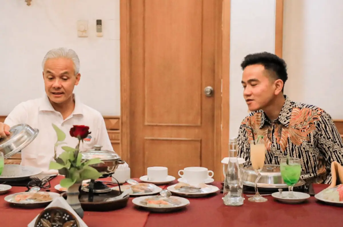 Ilustrasi | Rampung masa jabatan, Ganjar beri pesan ke Gibran soal Surakarta jelang Pemilu 2024. (Sumber : Twitter Ganjar Pranowo)