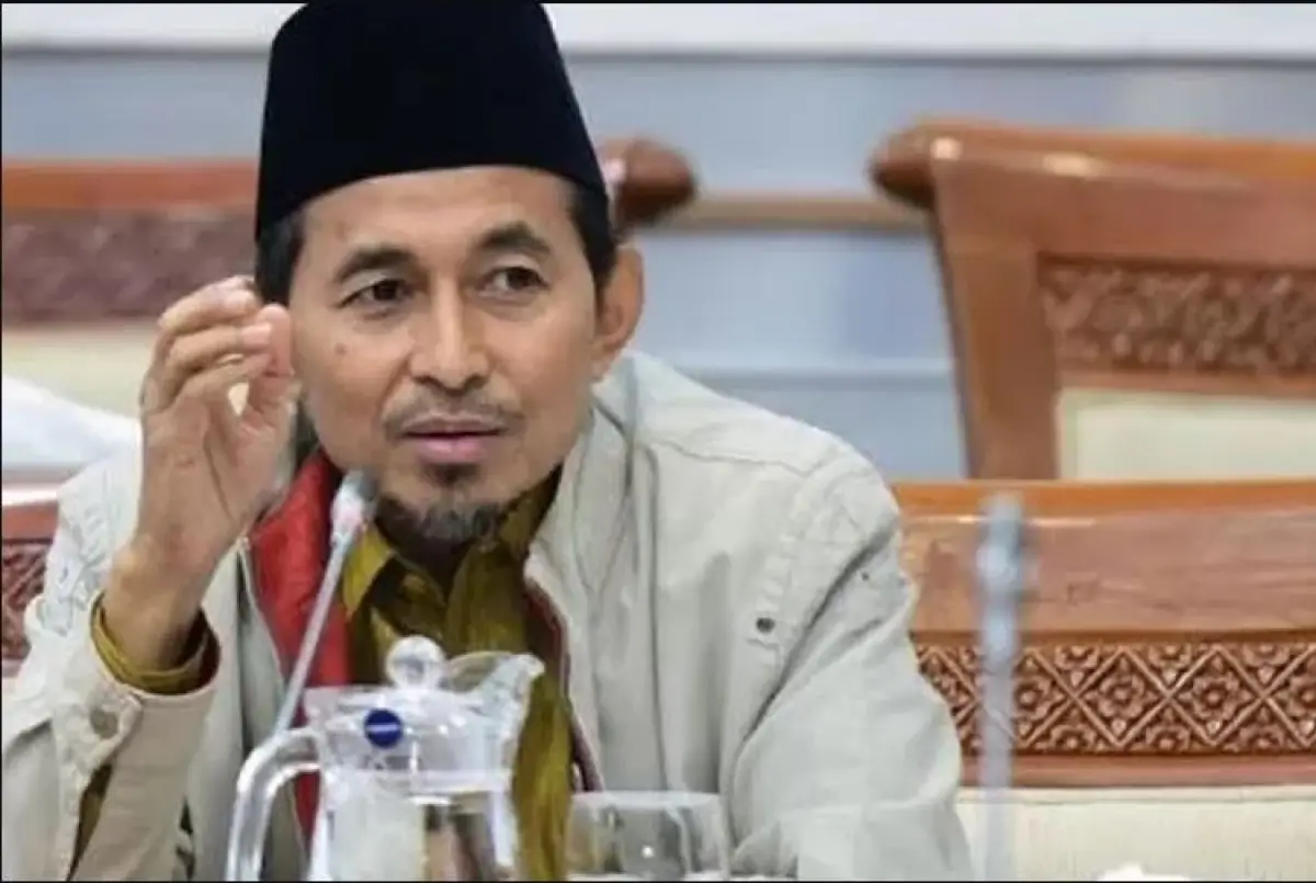 Anggota DPRI Bukhori Yusuf diduga KDRT istri kedua yang tengah hamil (Sumber : Instagram @temanGhozi)