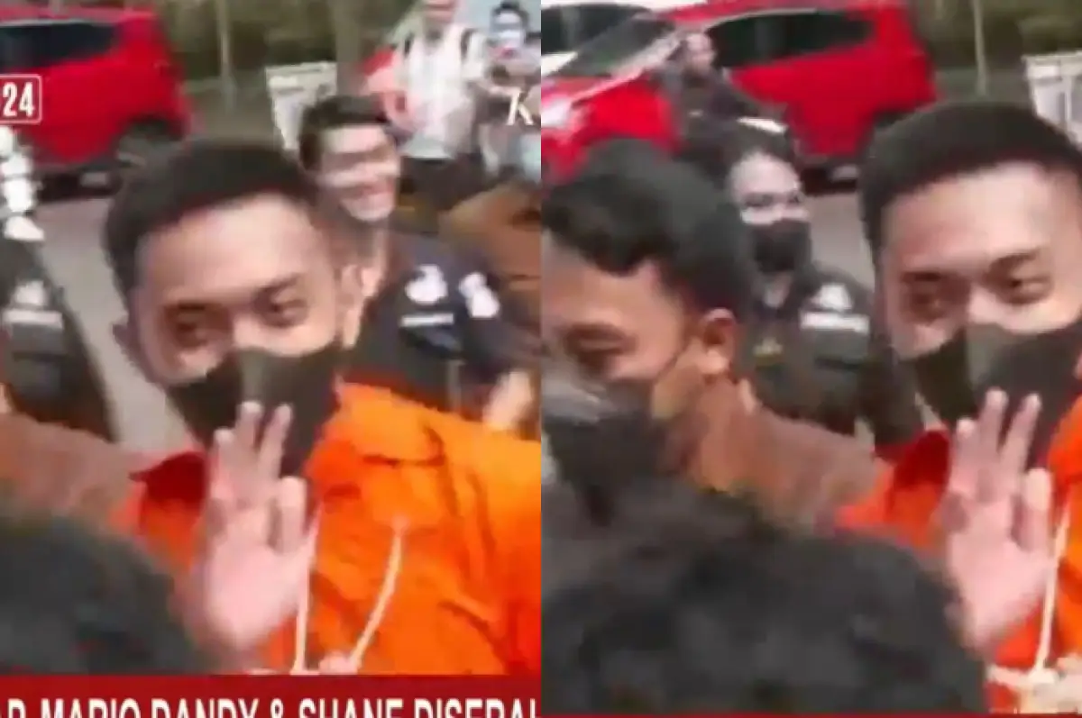ekspresi Mario Dandy saat digelandang ke Kejati DKI Jakarta (Sumber : Kompas TV)
