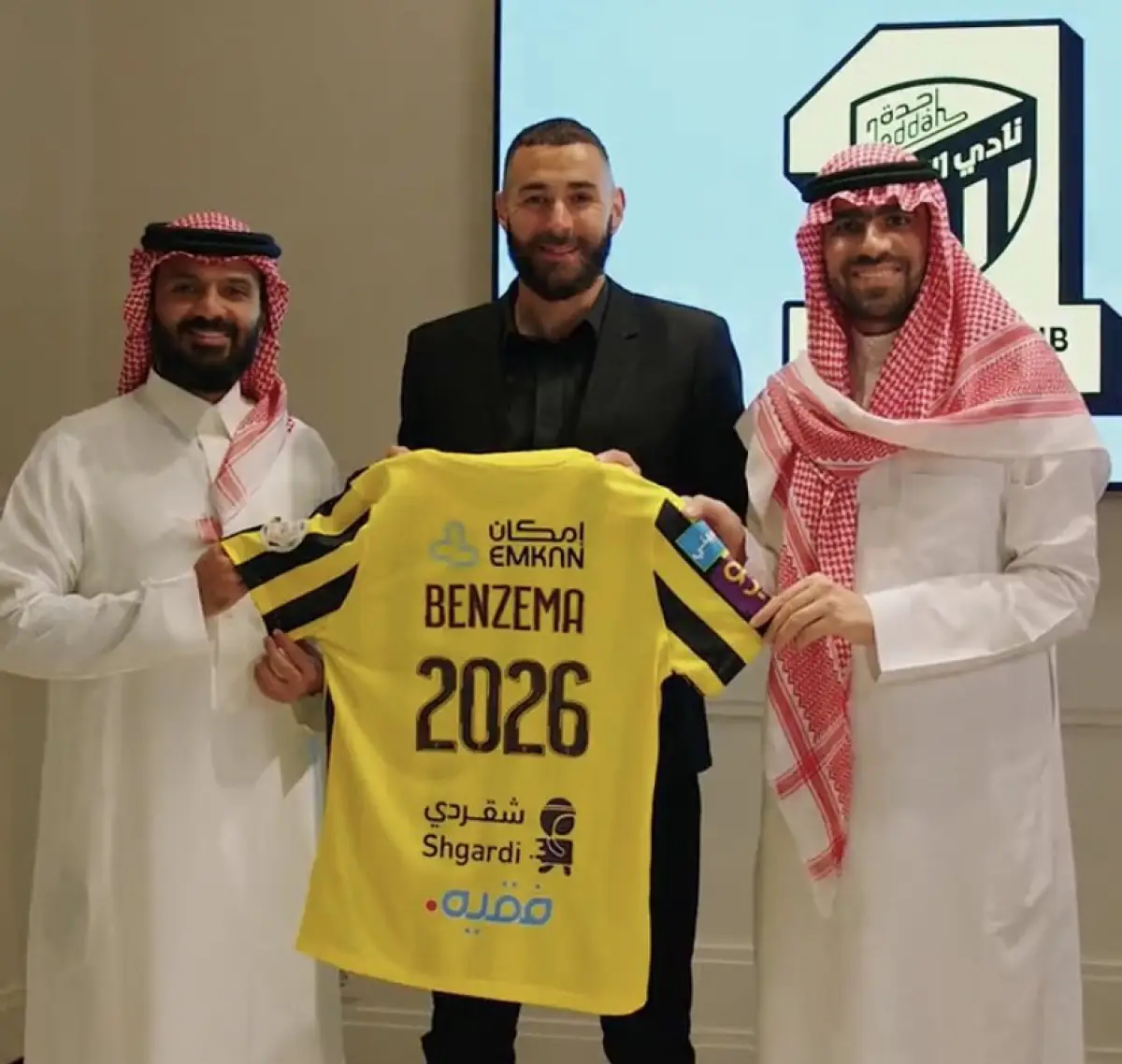 Karim Benzema resmi bergabung dengan klub Loga Arab Saudi, Al-Ittihad (Sumber : Twitter)