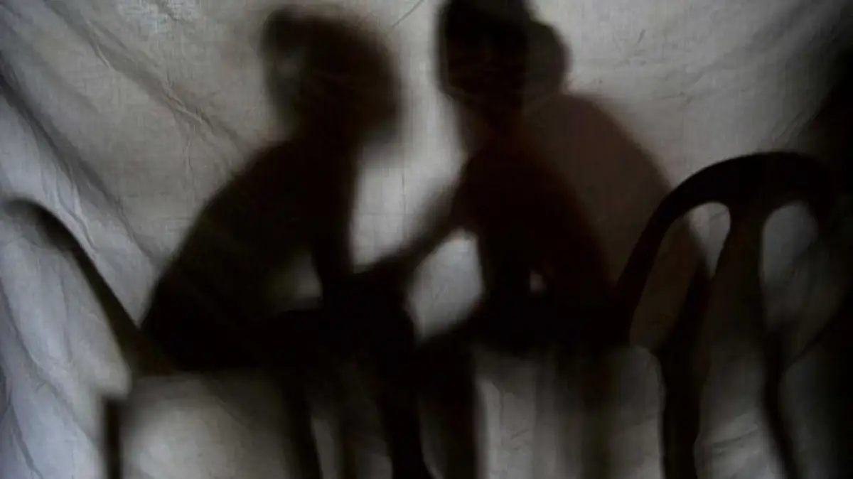 Ilustrasi perbuatan asusila. (Sumber : Freepik)