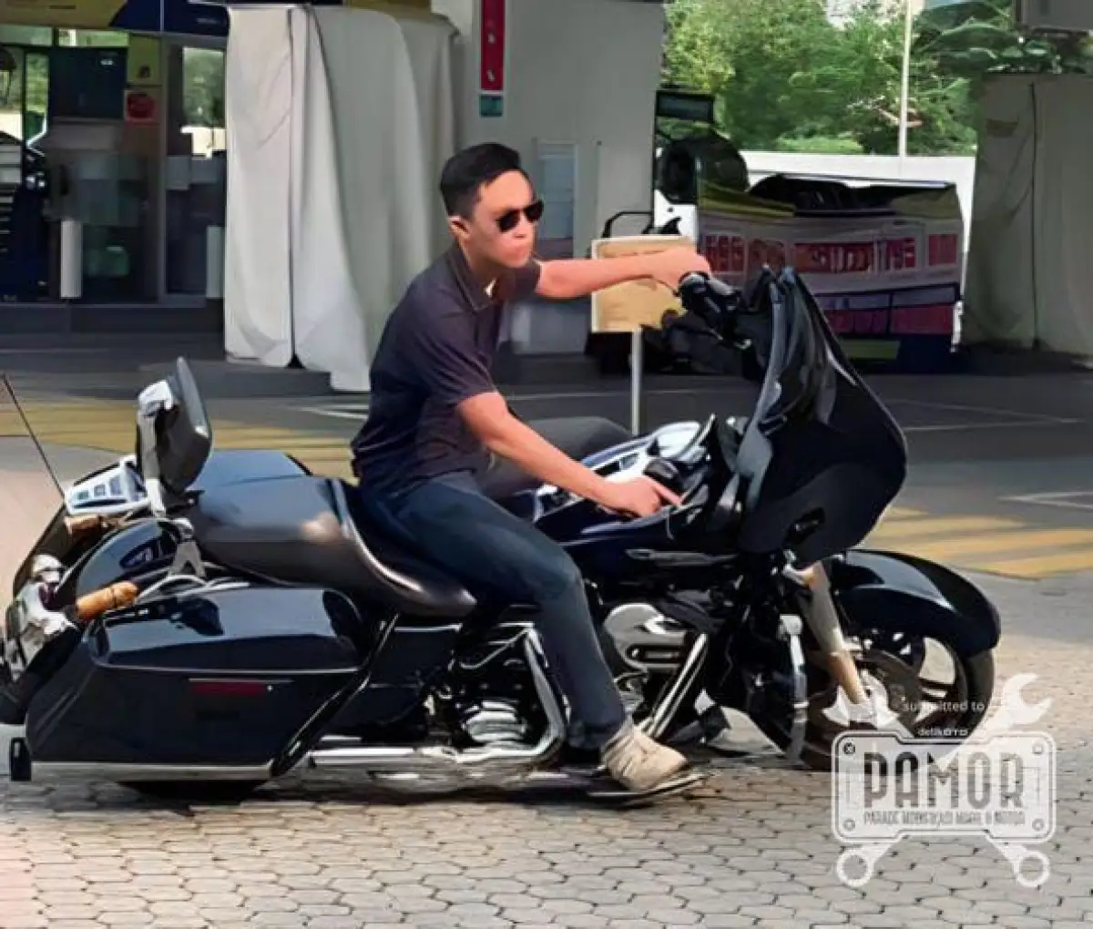 Ilustrasi berkendara tidak sesuai dengan peraturan lalu lintas. (Sumber : TikTok @mariodandys)