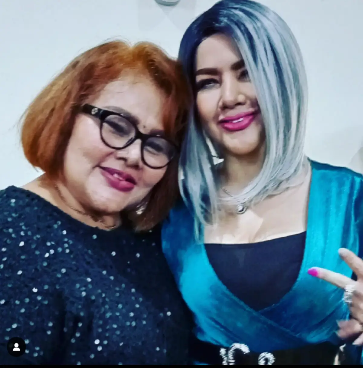 Eva Manurung dan Barbie Kumalasari