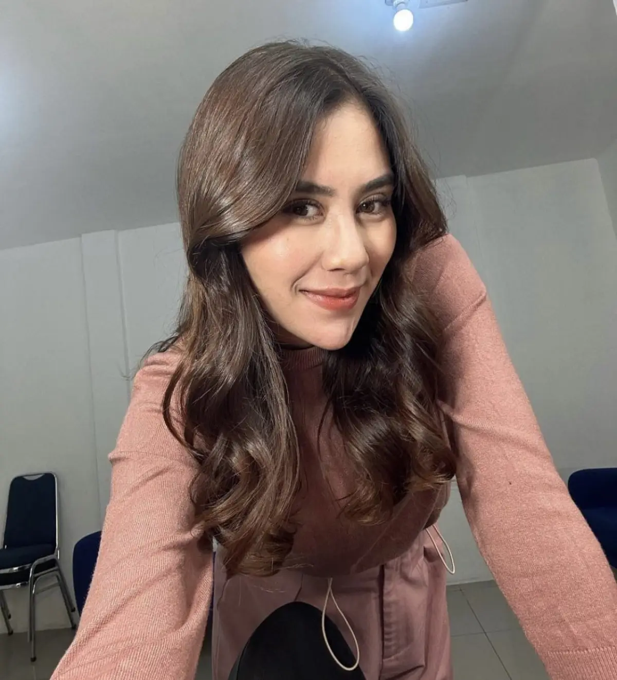 Inilah Profil Syahnaz Sadiqah artis sekaligus adik Raffi Ahmad yang diduga selingkuh dengan Rendy Kjaernett (Sumber : instagram @syahnazs)