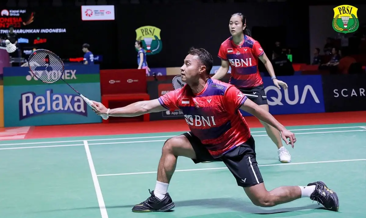 Pasangan ganda campuran Indonesia, Rehan Naufal Kusharjanton/Lisa Ayu Kusumawati, kalah dari pasangan tuan rumah rumah, Tseng Min Hao/Hsieh Pei Shan, di babak 16 besar Taipen Open 2023, Kamis 22 Juni 2023. (Sumber : PBSI)