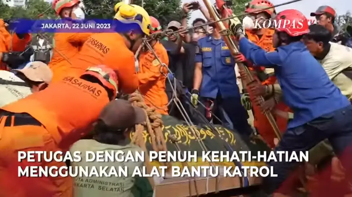 Proses pemakaman Muhammad Fajri. (Sumber : youtube/Kompas TV)