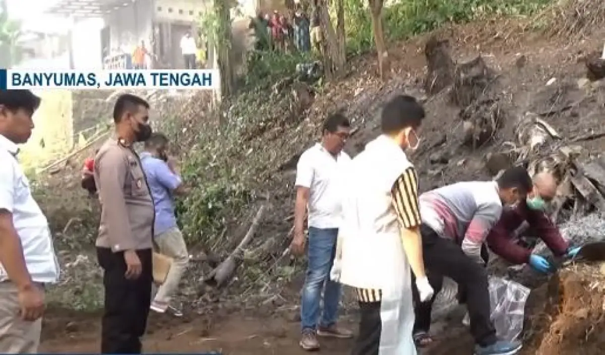 Menggegerkan ! 4 kerangka tulang bayi  ditemukan di sebidang tanah milik warga (Sumber : Kompas TV)