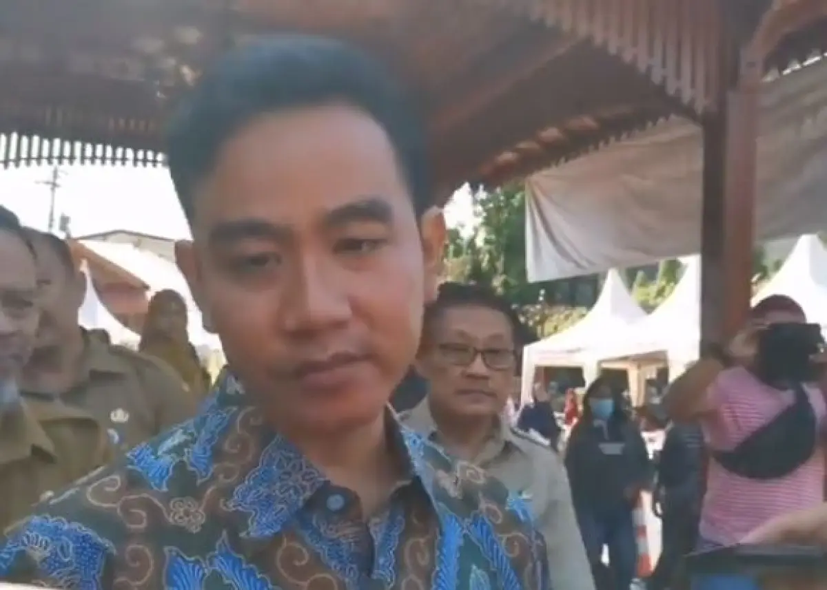 Gibran Rakabuming melarang Stadion Manahan Solo jadi tempat kampanye (Sumber : Kompas TV)