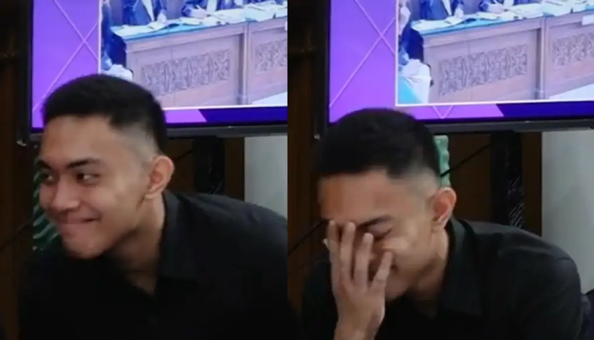 Mario Dandy salah tingkah saat mendengar isi chat mantan yang hadir sebagai saksi di sidang, Selasa 4 Juli 2023. (Sumber : YouTube KOMPASTV)
