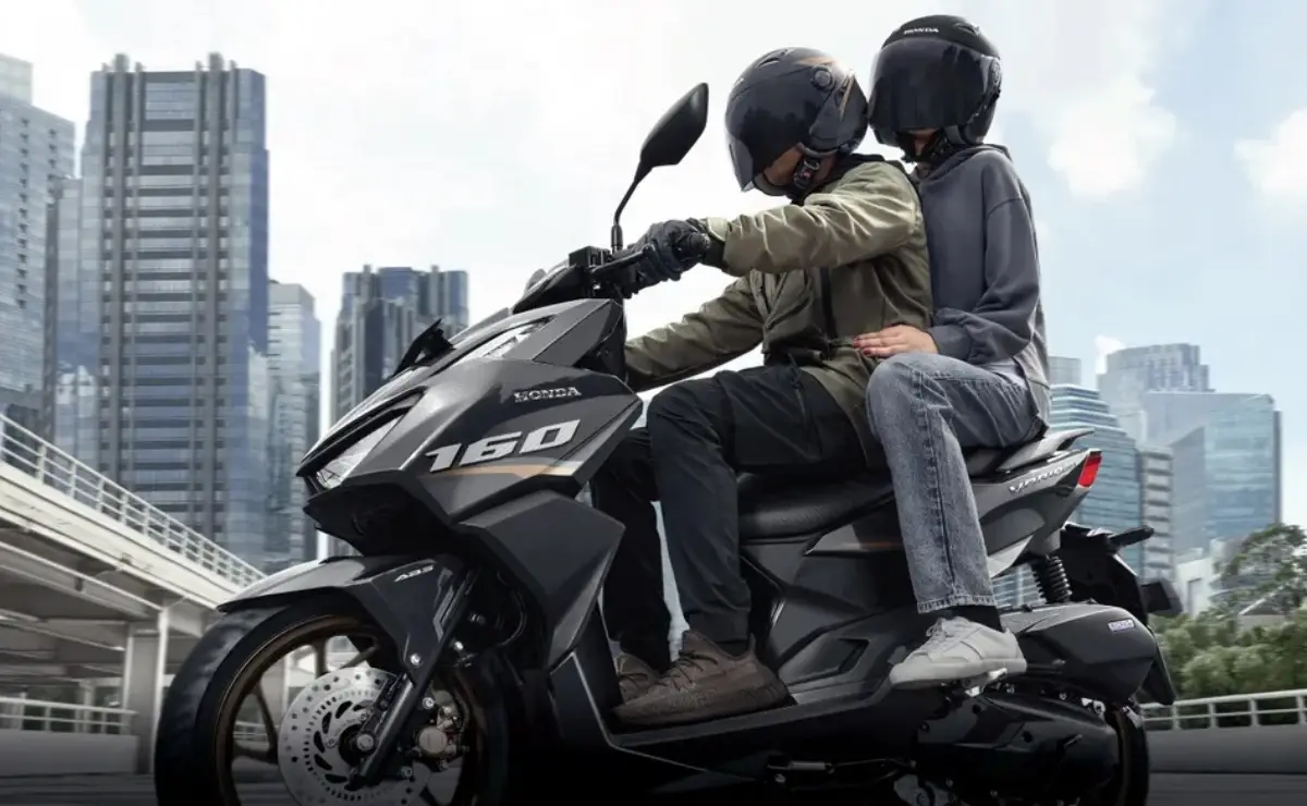 Harga Honda Vario 160 2023 beserta kelebihan dan kekurangannya. (Sumber : astra-honda.com)