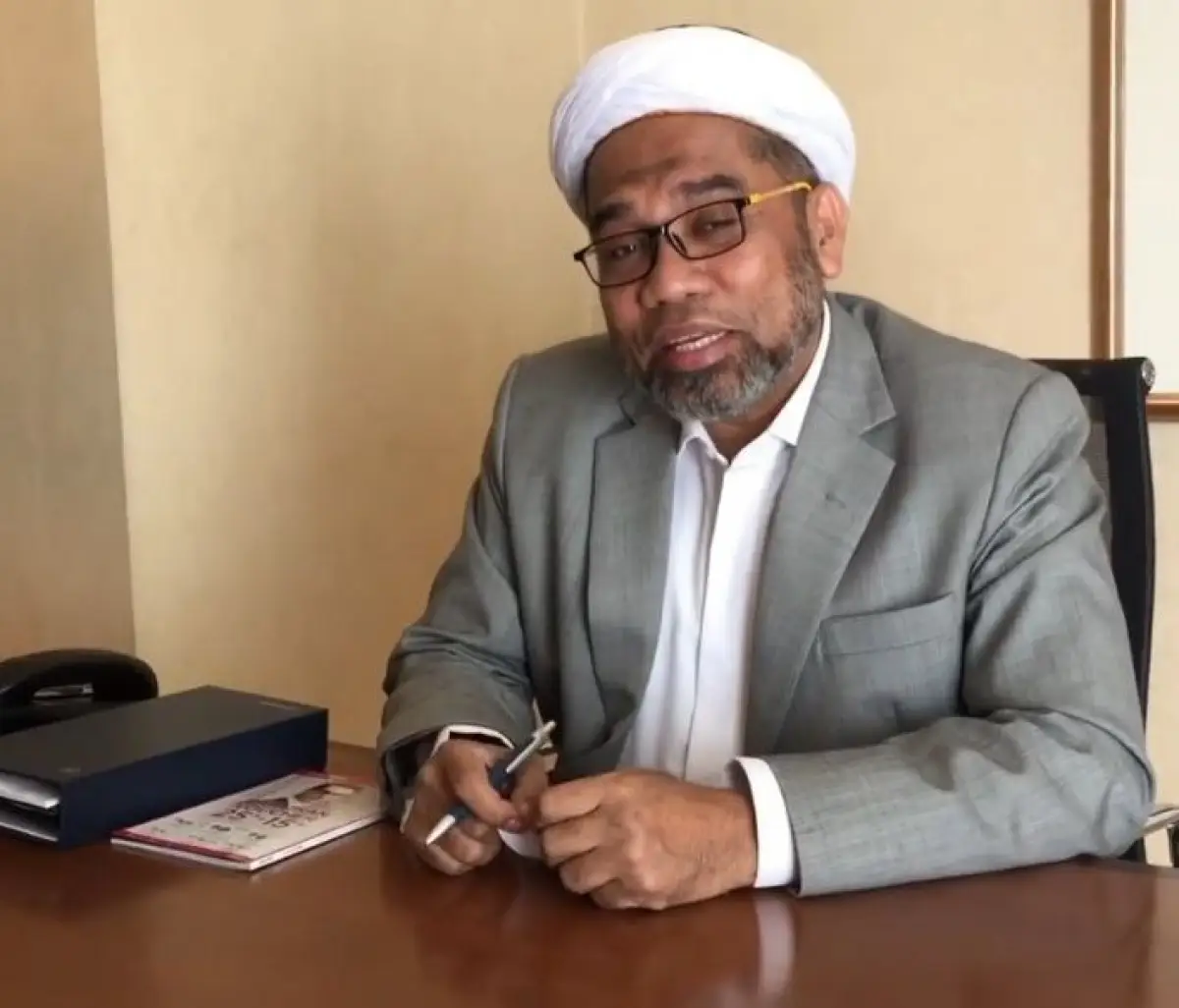 Ali Mochtar Ngabalin bela Al Zaytun (Sumber : Instagram @ngabalin)