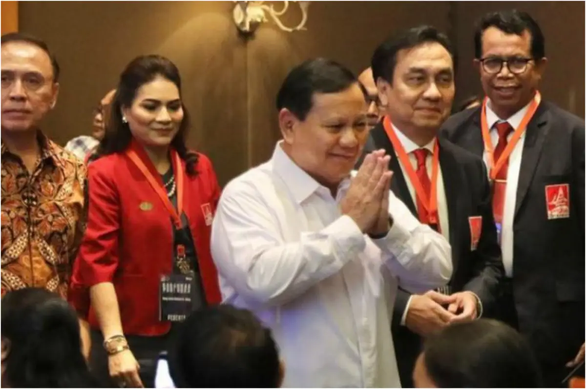 Effendi Simbolon saat bersama Prabowo (Sumber : Instagram/ @prabowo)