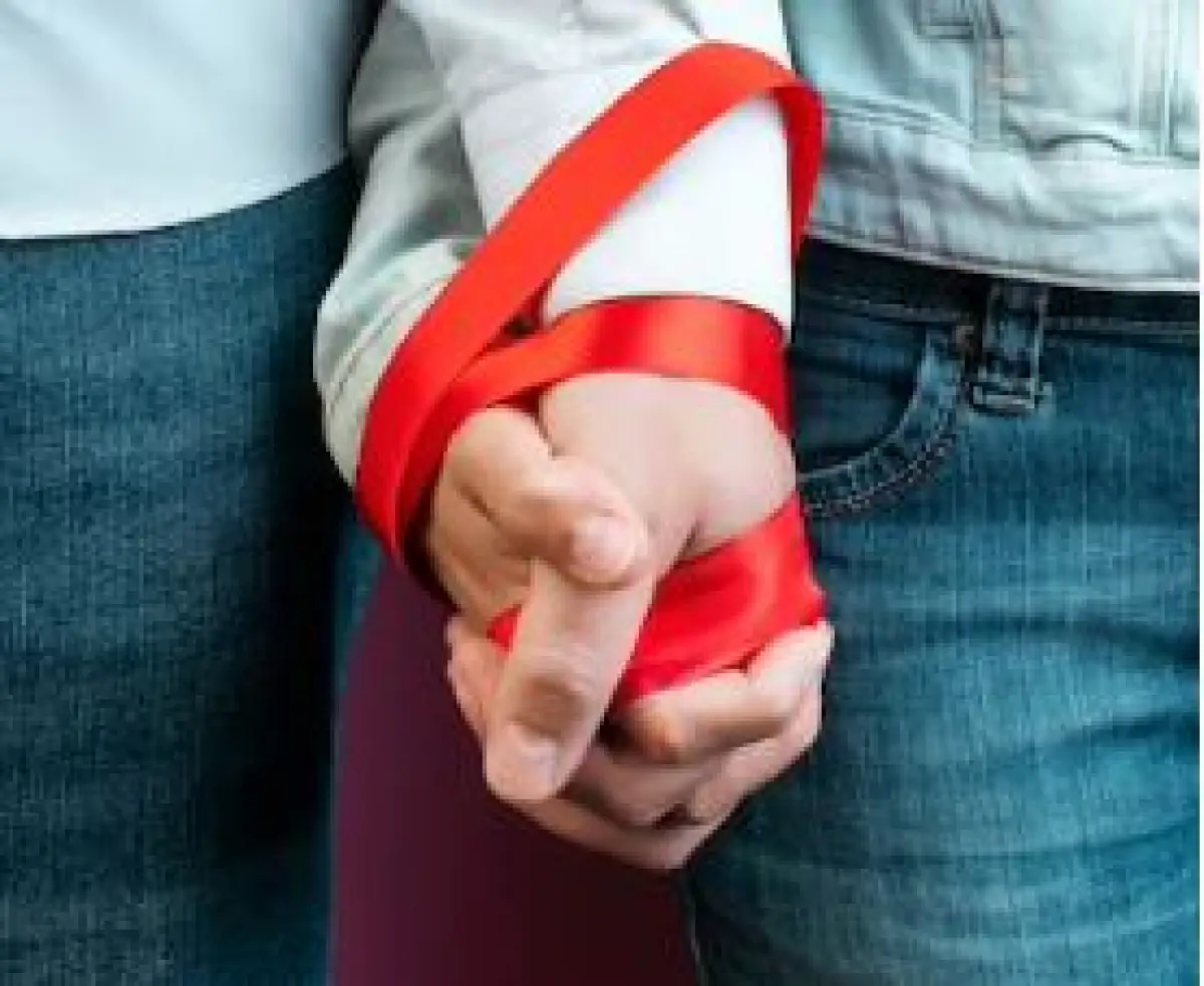 Ilustrasi | Red Flag Relationship (Sumber : Freepik)