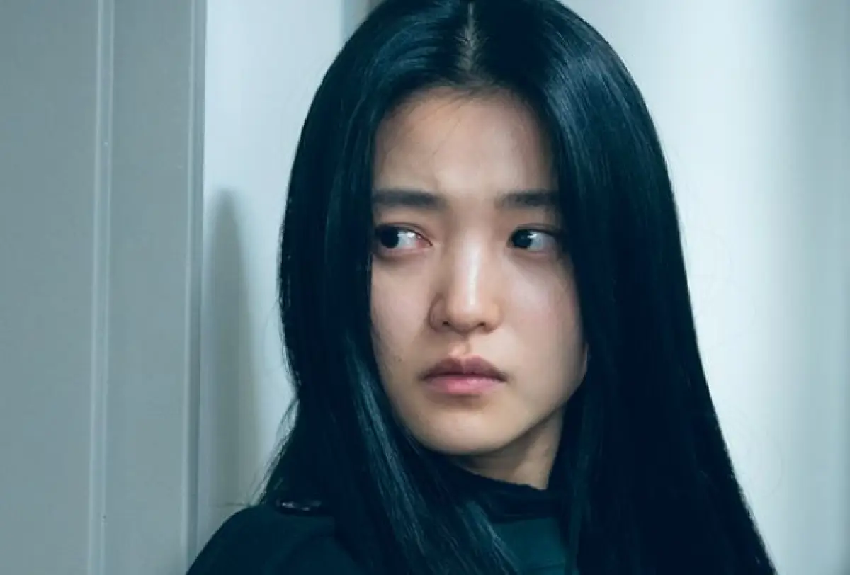 Kim Tae Ri di Revenant' episode 9 sub Indo (Sumber : Kbizoom)