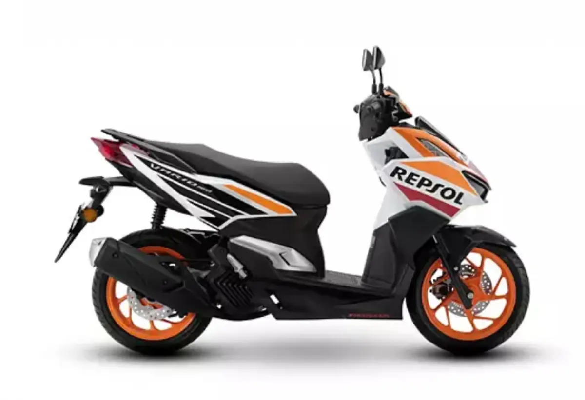 Honda Vario 160 Repsol Edition (Sumber : boonsiewhonda.com.my)