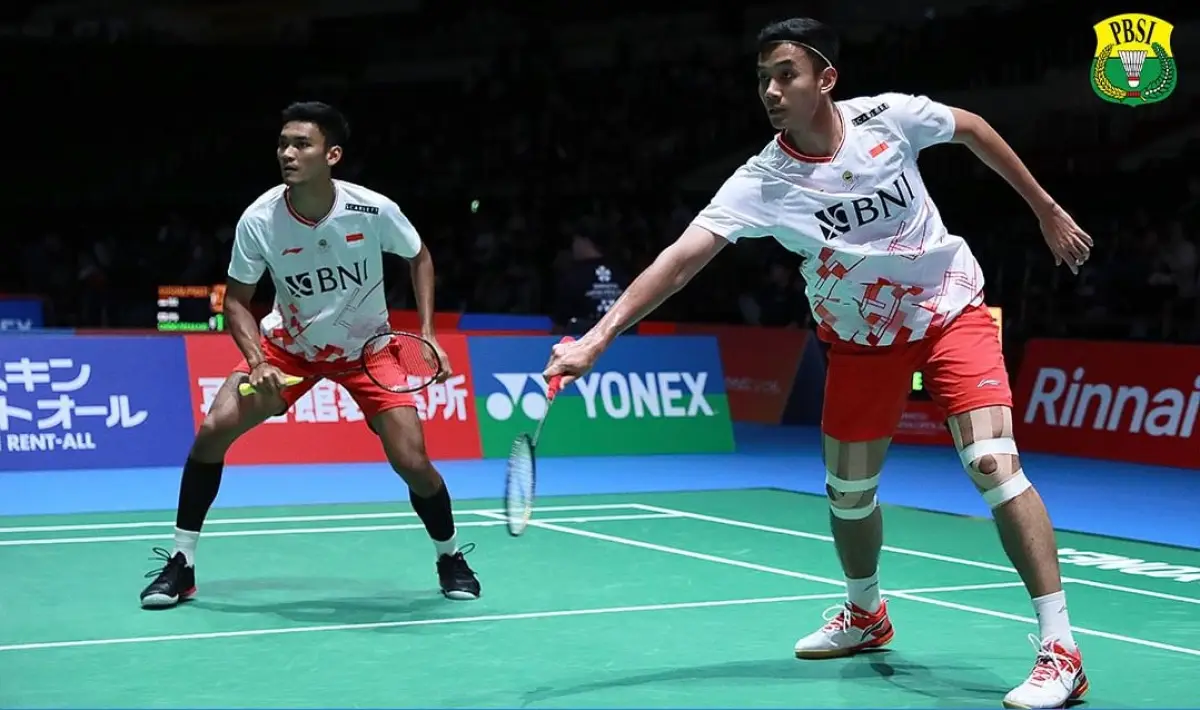 Pasangan Muhammad Shohibul Fikri/Bagas Maulana yang mengalahkan wakil Malaysia, Man Wei Chong/Kai Wun Tee dengan skor 21-11, 15-21 dan 22-20, di babak 32 besar Japan Open 2023, Rabu 26 Juli 2023. (Sumber : PBSI)