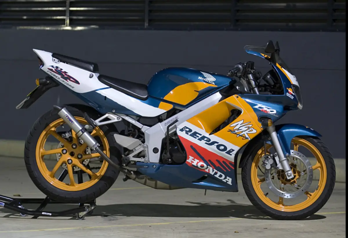 Mengenal empat model Honda NSR yang masuk di pasar Indonesia, bekasnya kini jadi buruan kolektor. (Sumber : nsrsalatiga)