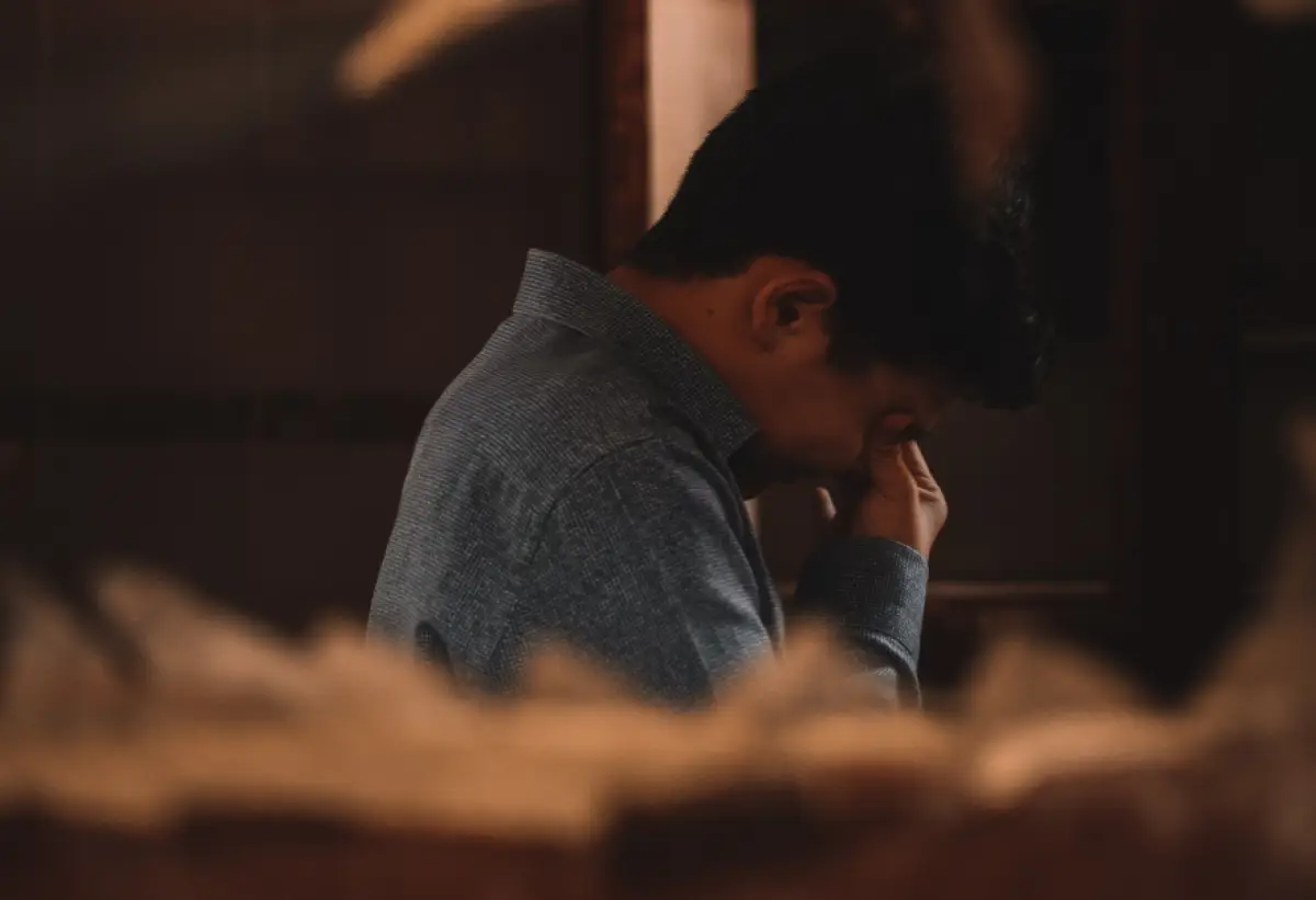 Ilustrasi | Mengatasi kebiasaan people pleaser yang sering mengorbankan diri sendiri demi orang lain. (Sumber : Pixels/ Gül Işık)