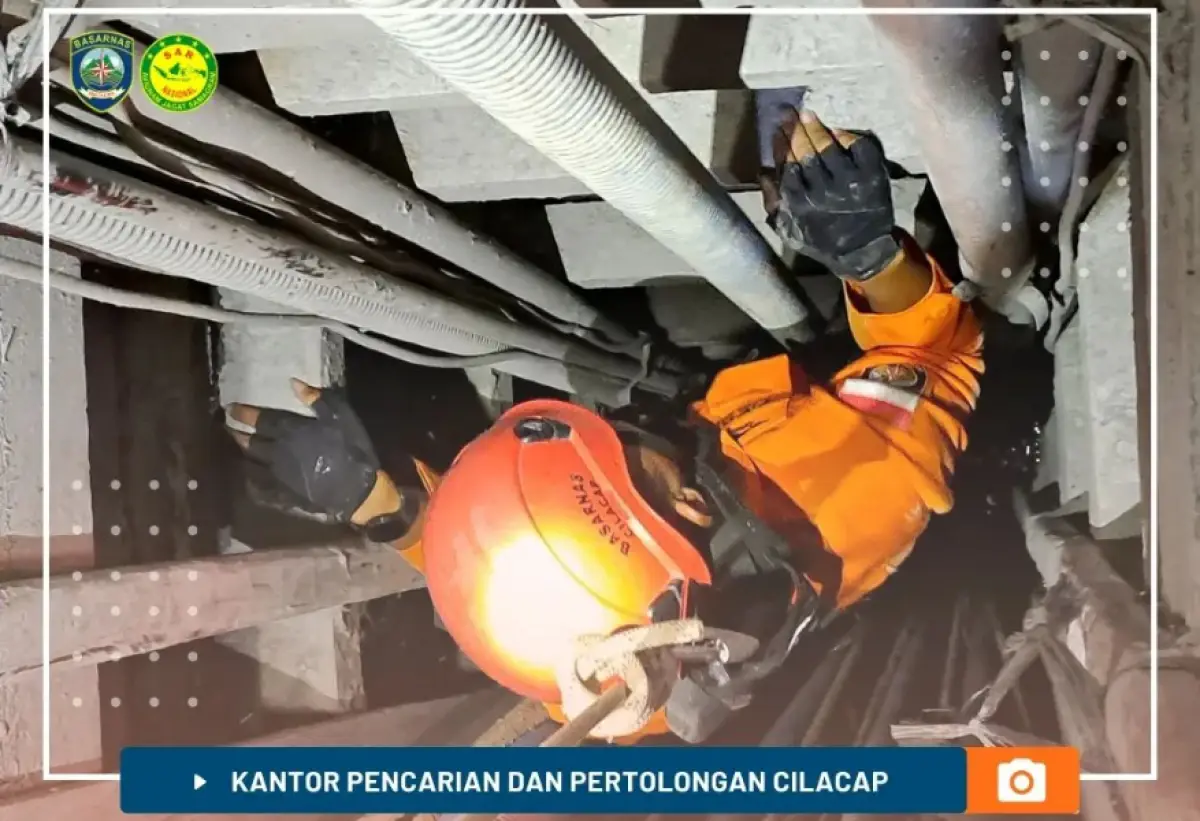 Hari ini Basarnas terjunkan tim elit untuk evakuasi penambang emas di Banyumas. (Sumber : Instagram/basarnas_cilacap)