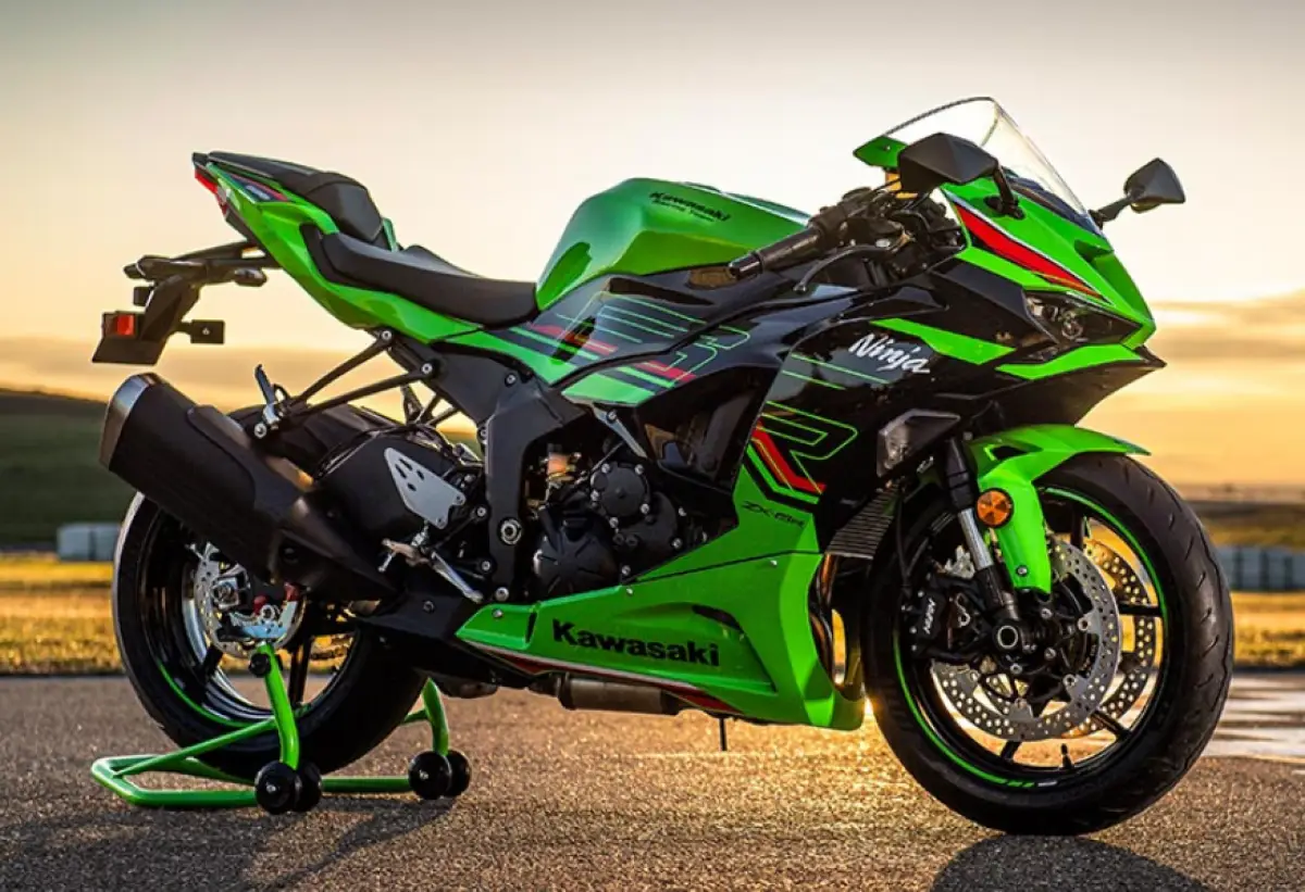 Harga dan spesifikasi New Kawasaki Ninja ZX-6R Model Year 2024. (Sumber : kawasaki-motor.co.id)
