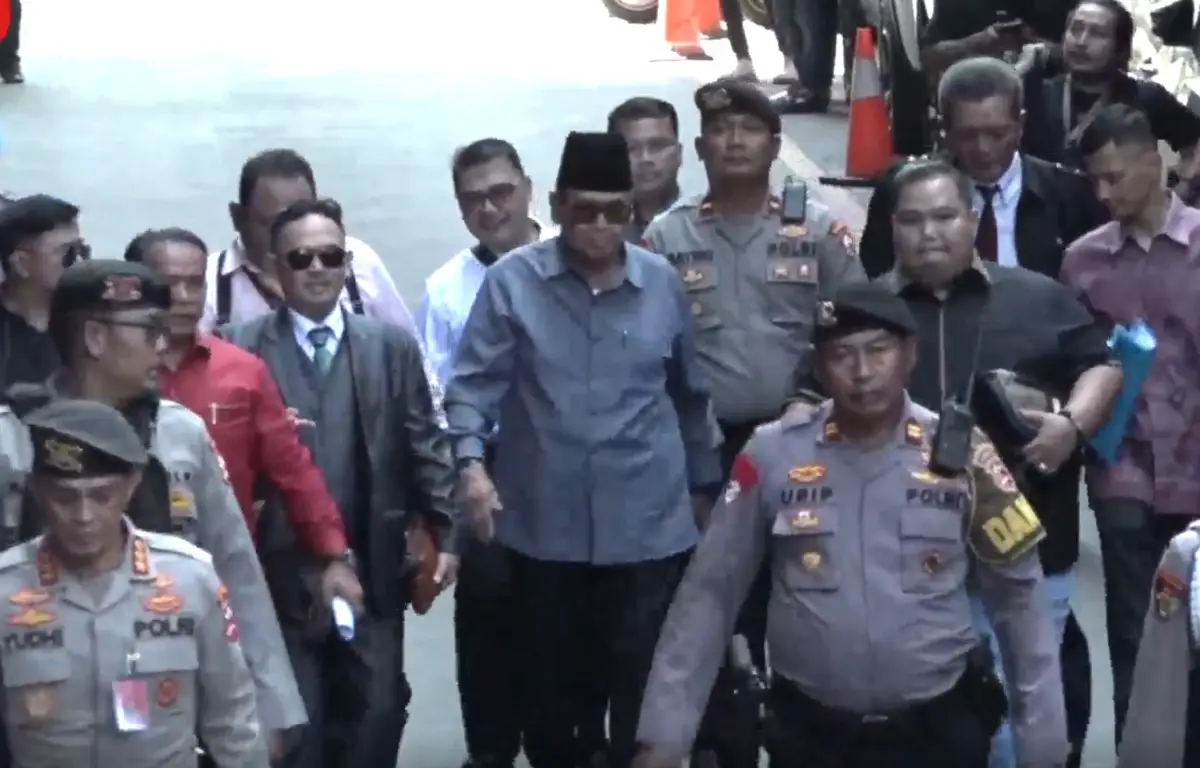 Panji Gumilang Resmi Tersangka Penistaan Agama (Sumber : Kompas TV)
