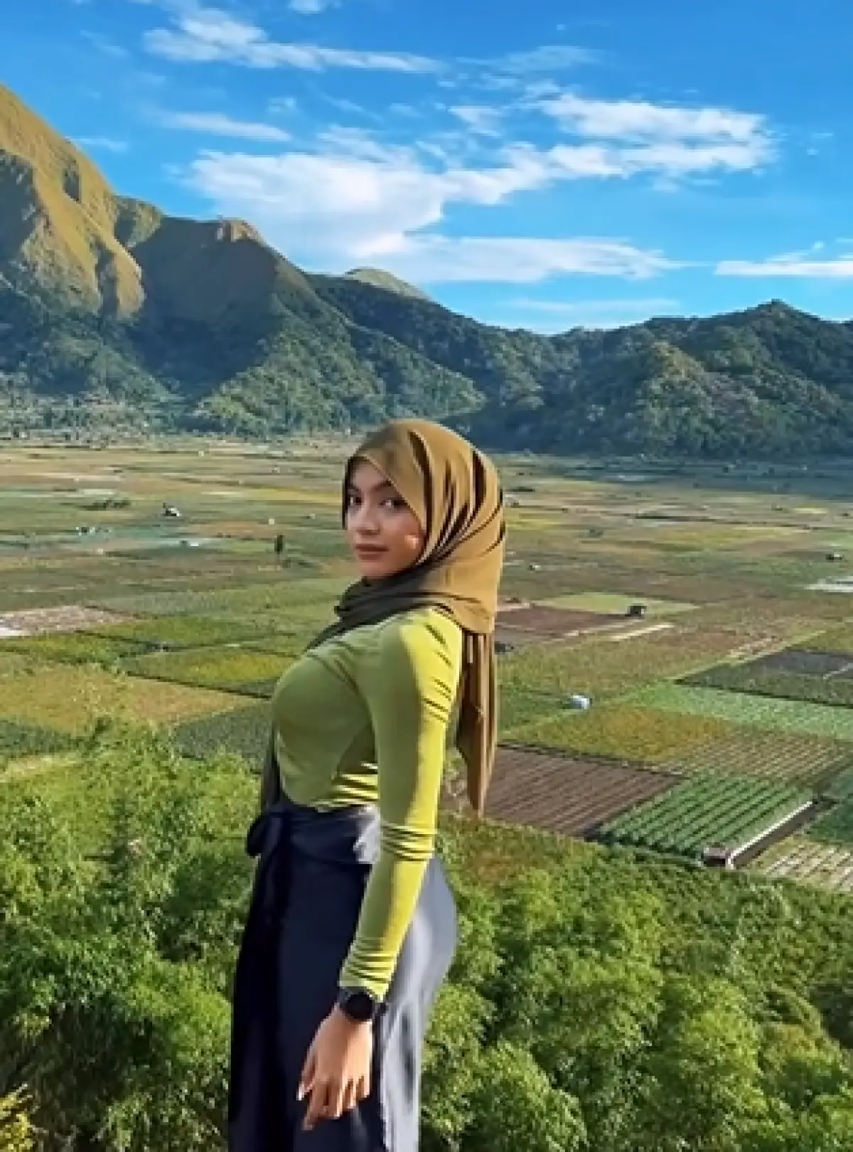 Influencer Oklin Fia yang dituduh melakukan penistaan agama (Sumber : Instagram/oklinfia_queen)