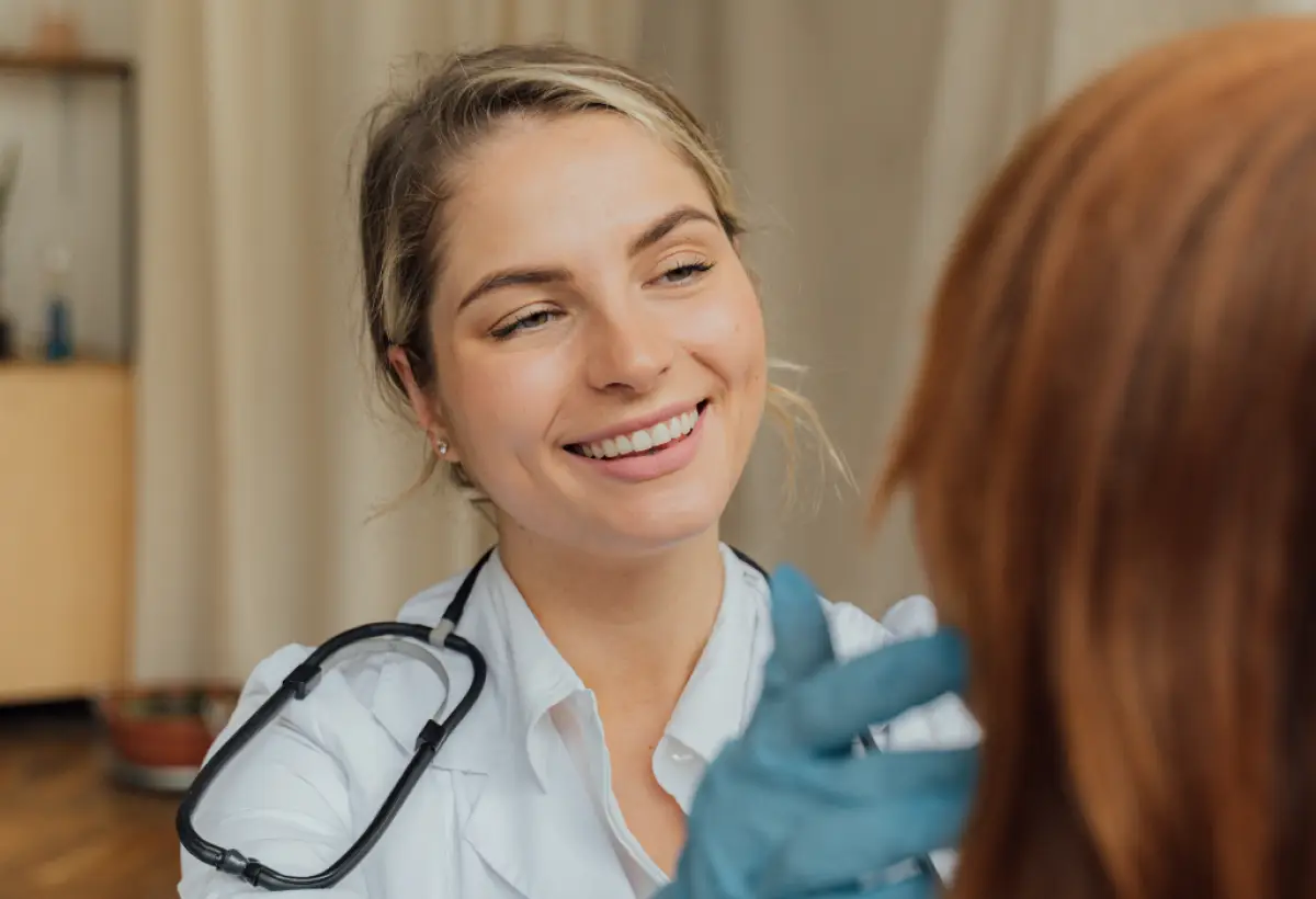 Ilustrasi | Syarat dan berkas pendaftaran yang disipakan untuk seleksi PPPK 2023. (Sumber : Pexels/Antoni Shkraba)