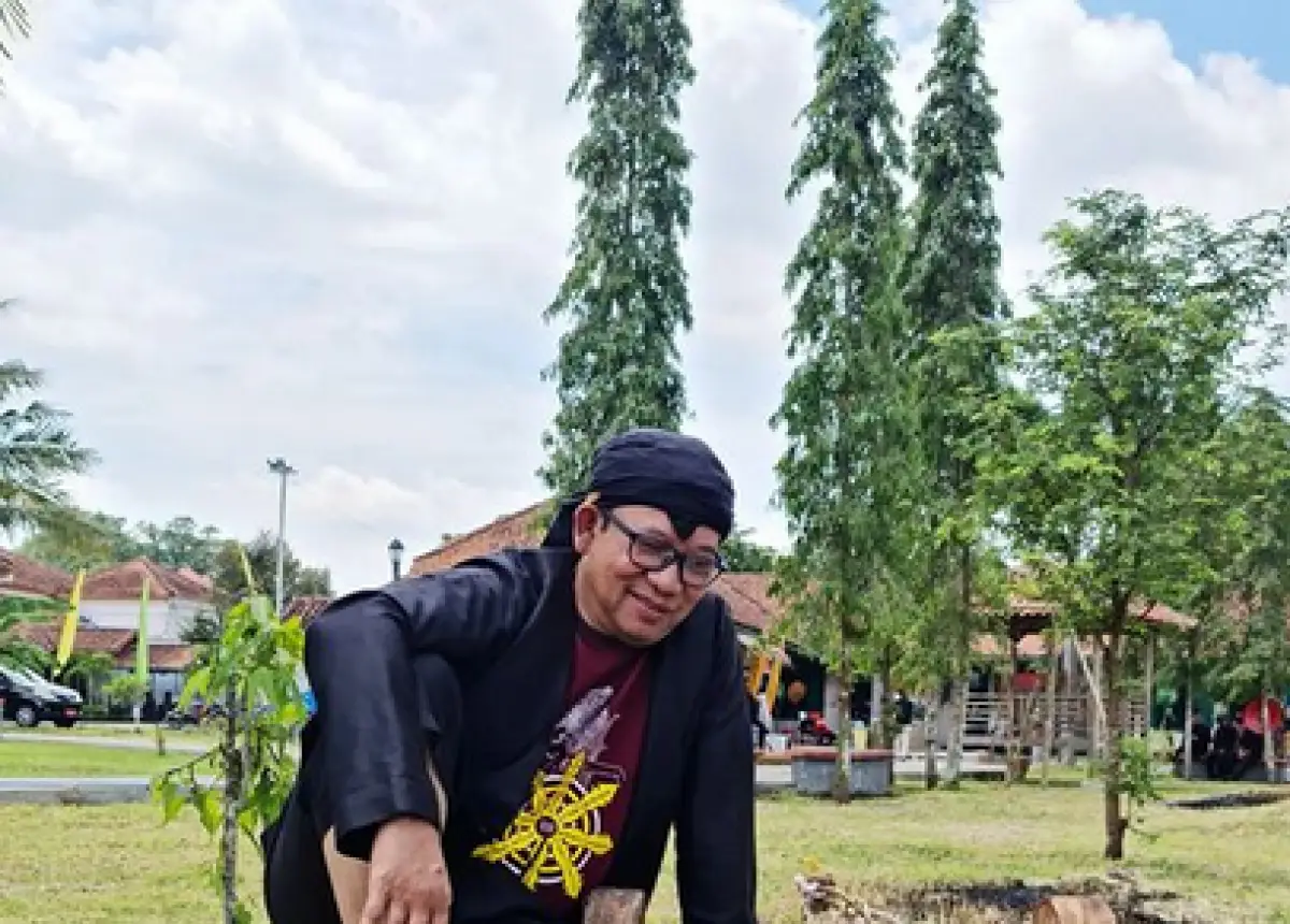 Achmad Husein, Bupati Banyumas yang sedang disorot publik (Sumber : Instagram/@ir_achmadhusein)